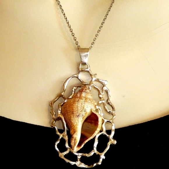 Silver and Gold Shell Pendant Necklace - Picture 7 of 13